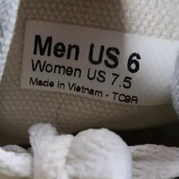 Vans Shoes Womens 7.5 Sneakers Authentic Low Skate Canvas Casual Active Lace Up - Picture 8 of 10